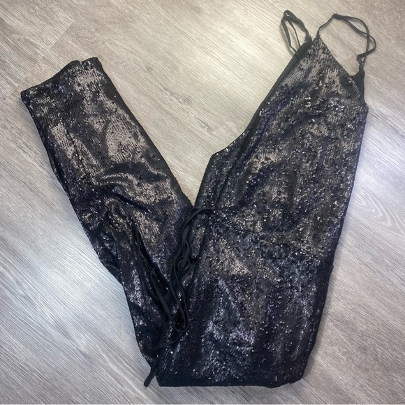 Free People Black Sequin Jumpsuit with Tapered Legs Size‎ Small - Picture 9 of 13